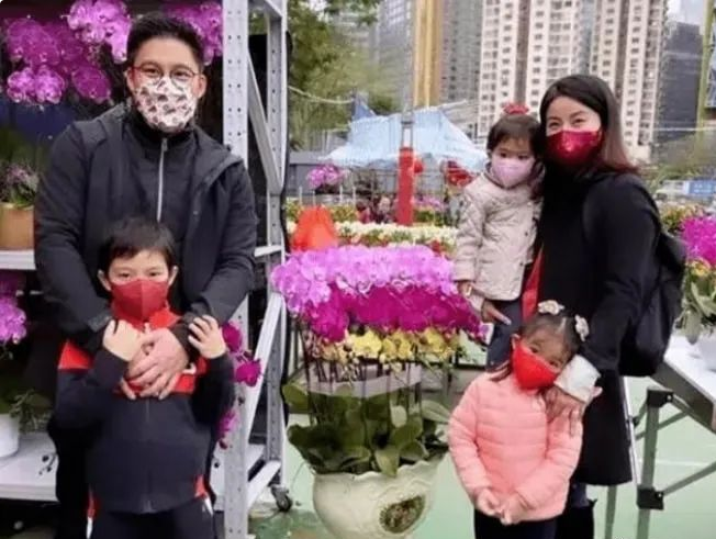 有人上亿零花钱，有人四胎无名分，那些嫁入豪门的女星真的开心吗