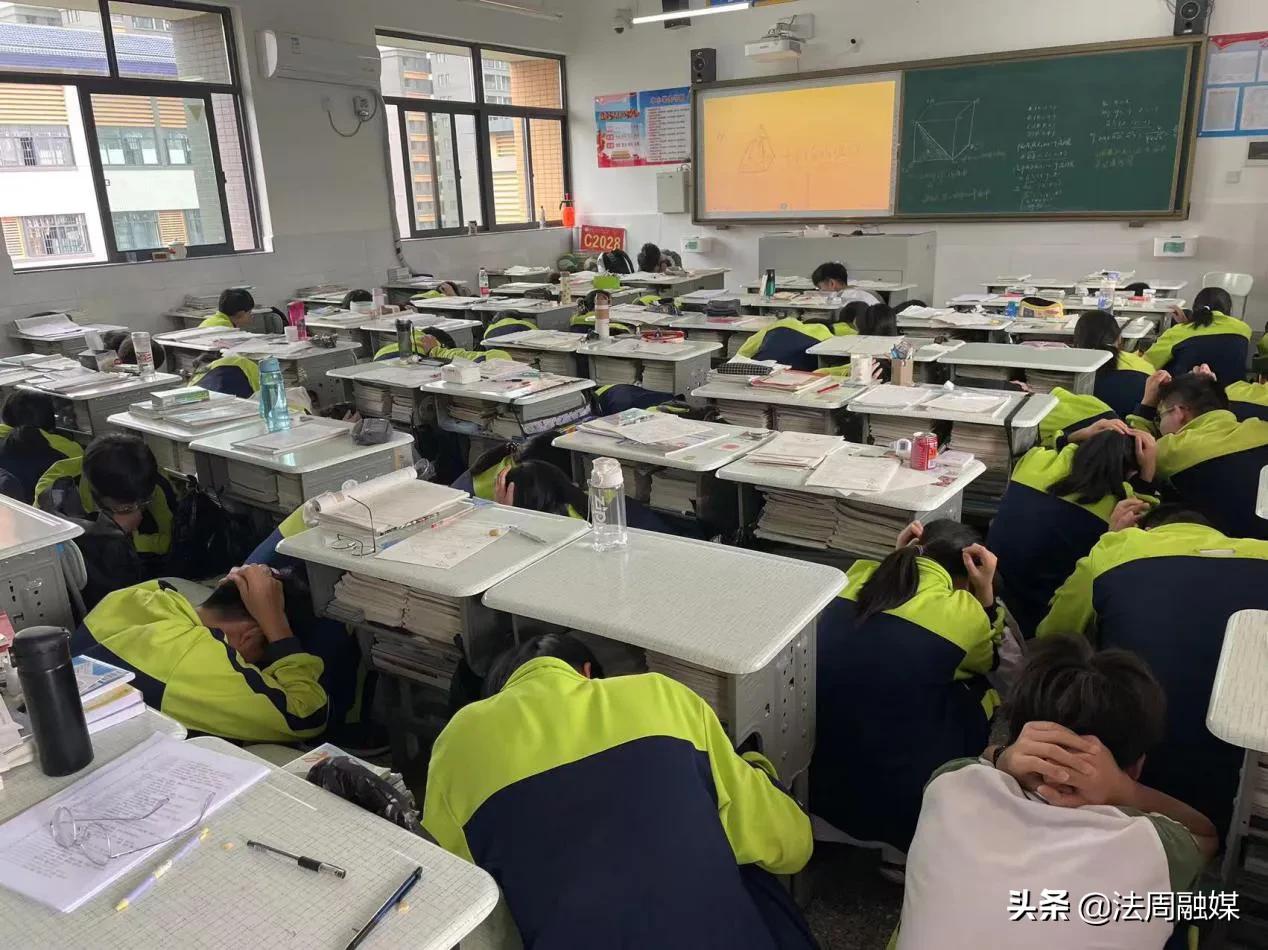 防震减灾 安全先行——澧县二中开展防震减灾疏散演练活动