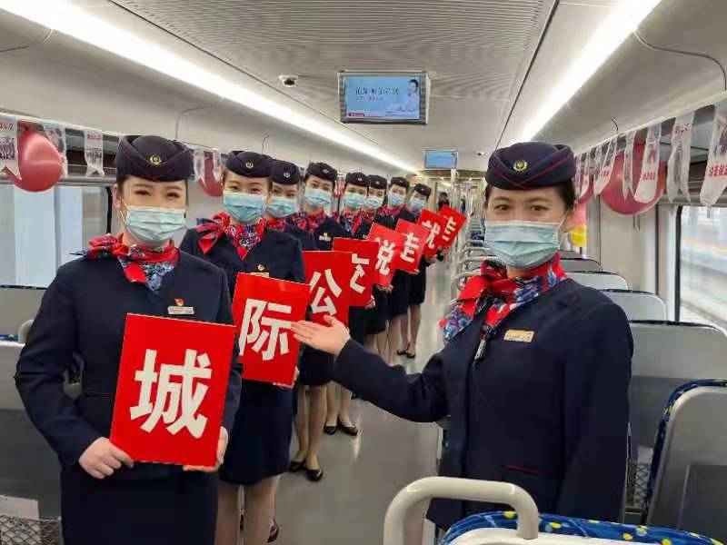 2022铁路春运1月17日开始·明日开售火车票