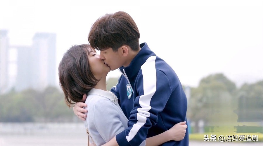 08,狐狸的夏天《狐狸的夏天》是由谭松韵,姜潮主演的.