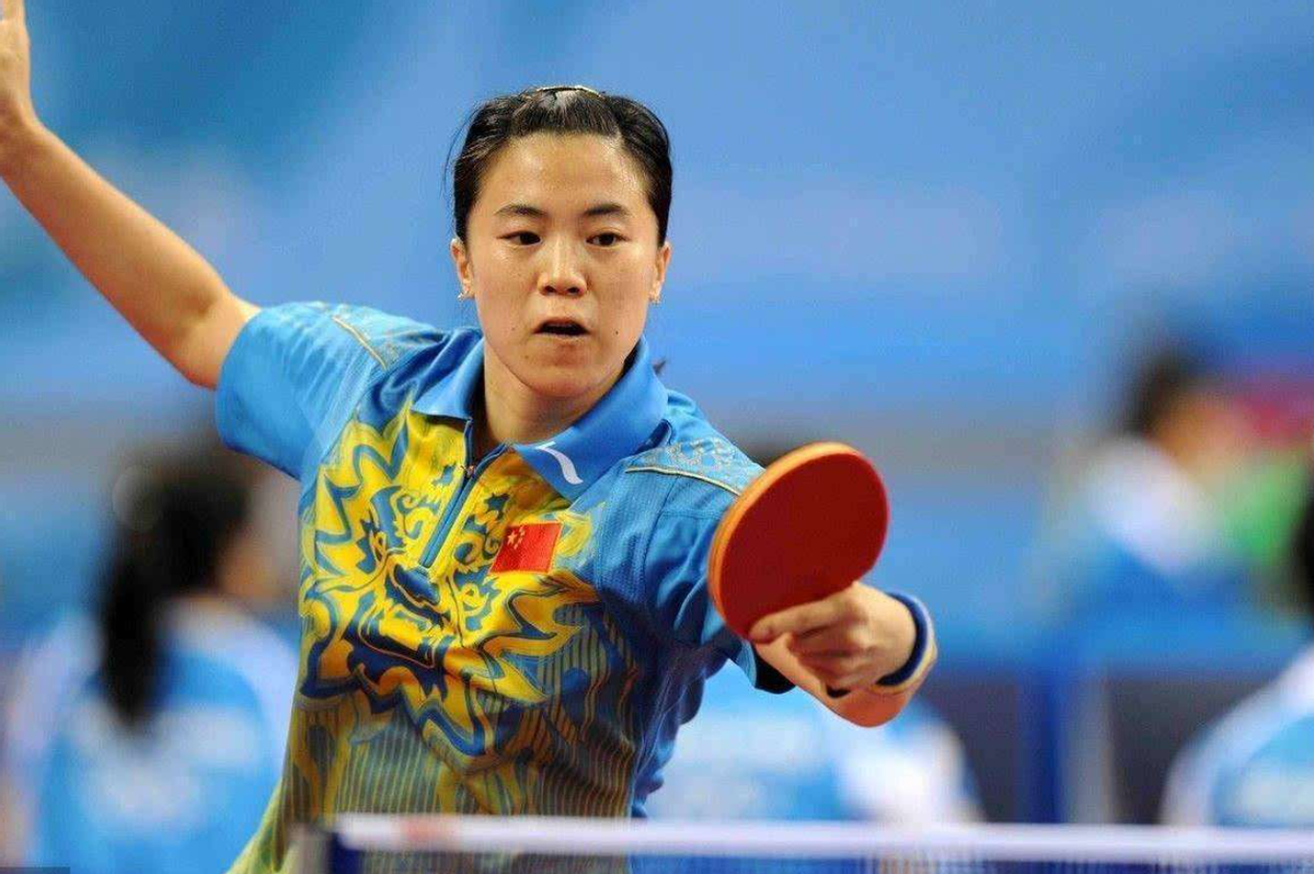 金牌入账,并在整个职业生涯中以24个世界冠军头衔超越乒坛巨星邓亚萍
