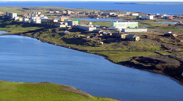 前些年,俄罗斯在新地岛又建了个俄罗斯北极国家公园,这地方住着北极熊