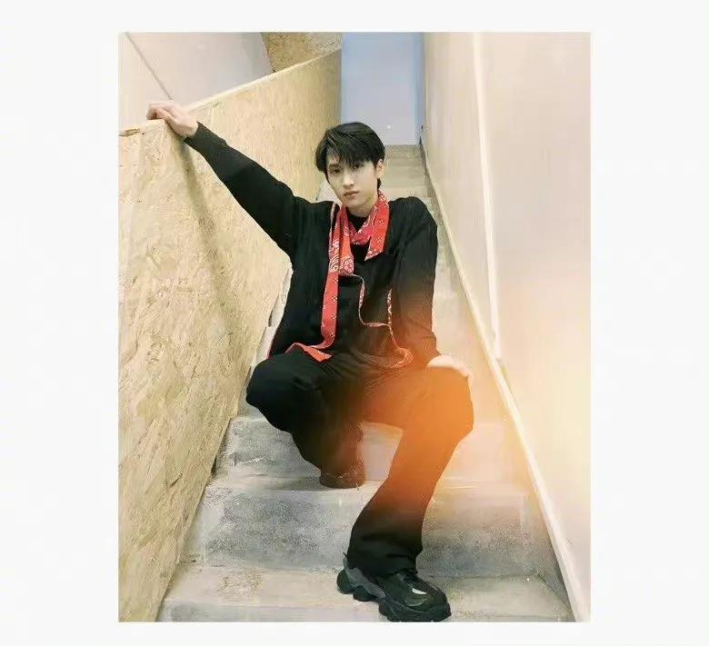 6.16图：檀健次 侯明昊 迪丽热巴 于朦胧 赵丽颖 易烊千玺 吴磊 胡兵 沈月