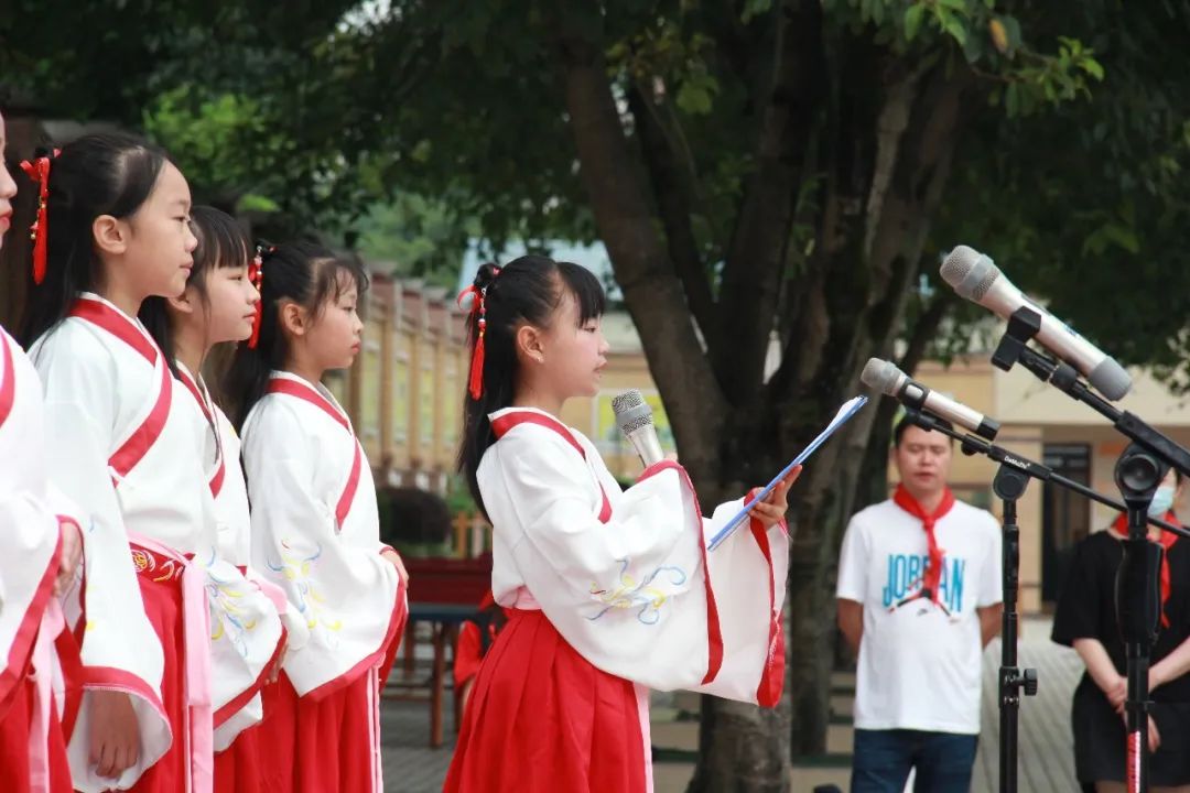 品味端午佳节 弘扬传统文化｜记九江小学四年级二班国旗下表演