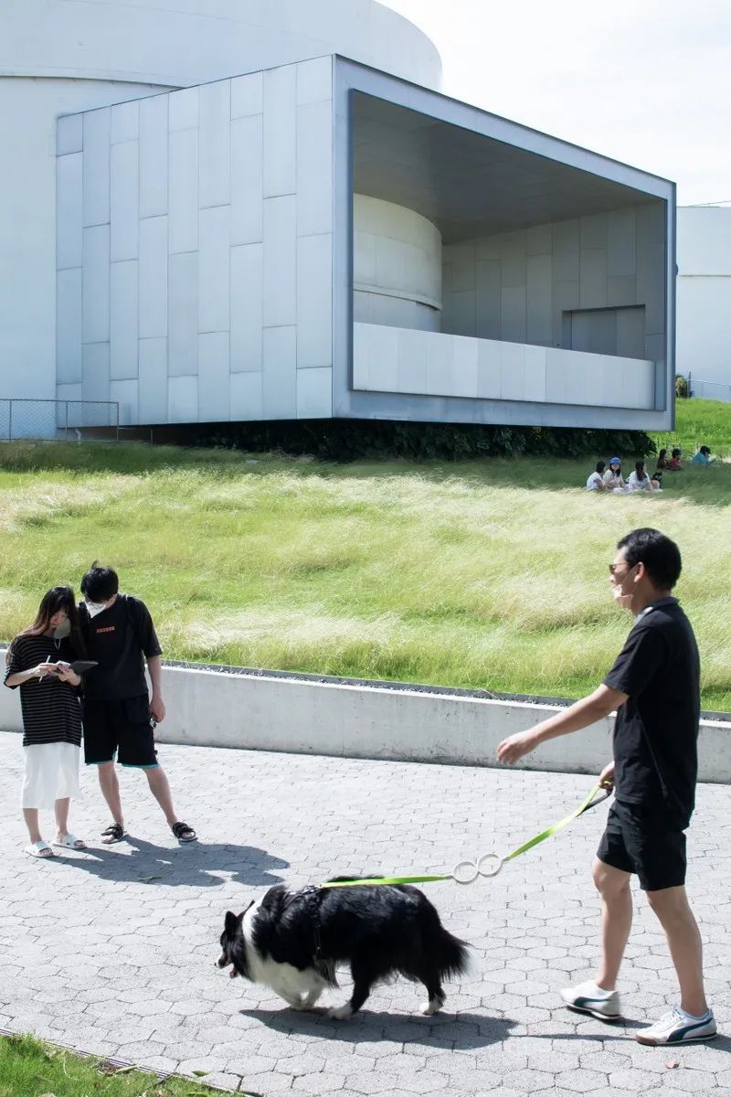 疫后的上海油罐艺术中心再次迎来新生，一睹实景图