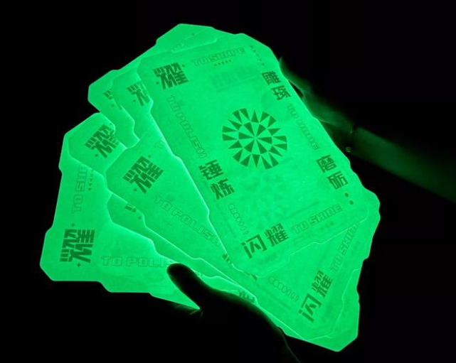 中山大学录取通知书采用状元红礼盒，内含惊喜，网友：好羡慕