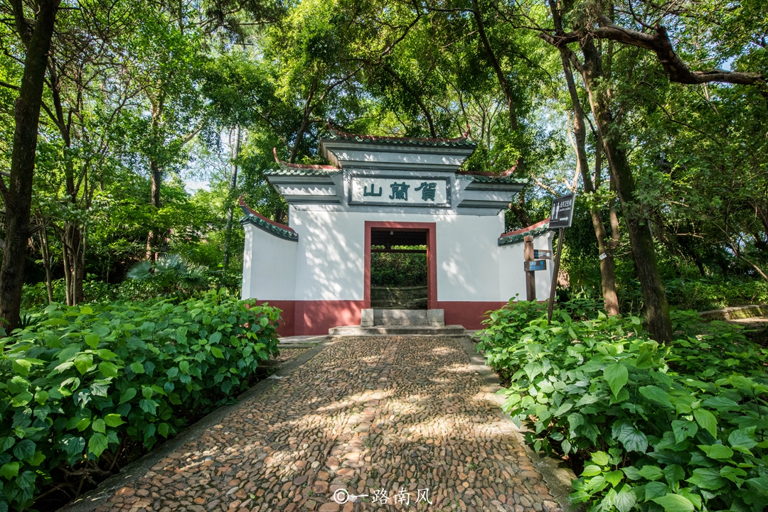 从深圳出发，最快1时48分到达赣州，这些旅游胜地非常值得打卡