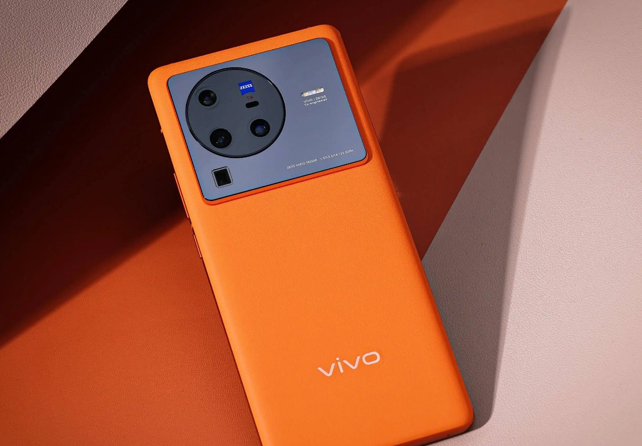 目前拍照出色的3款手机，影像实力不输“小单反”，出游旅行首选