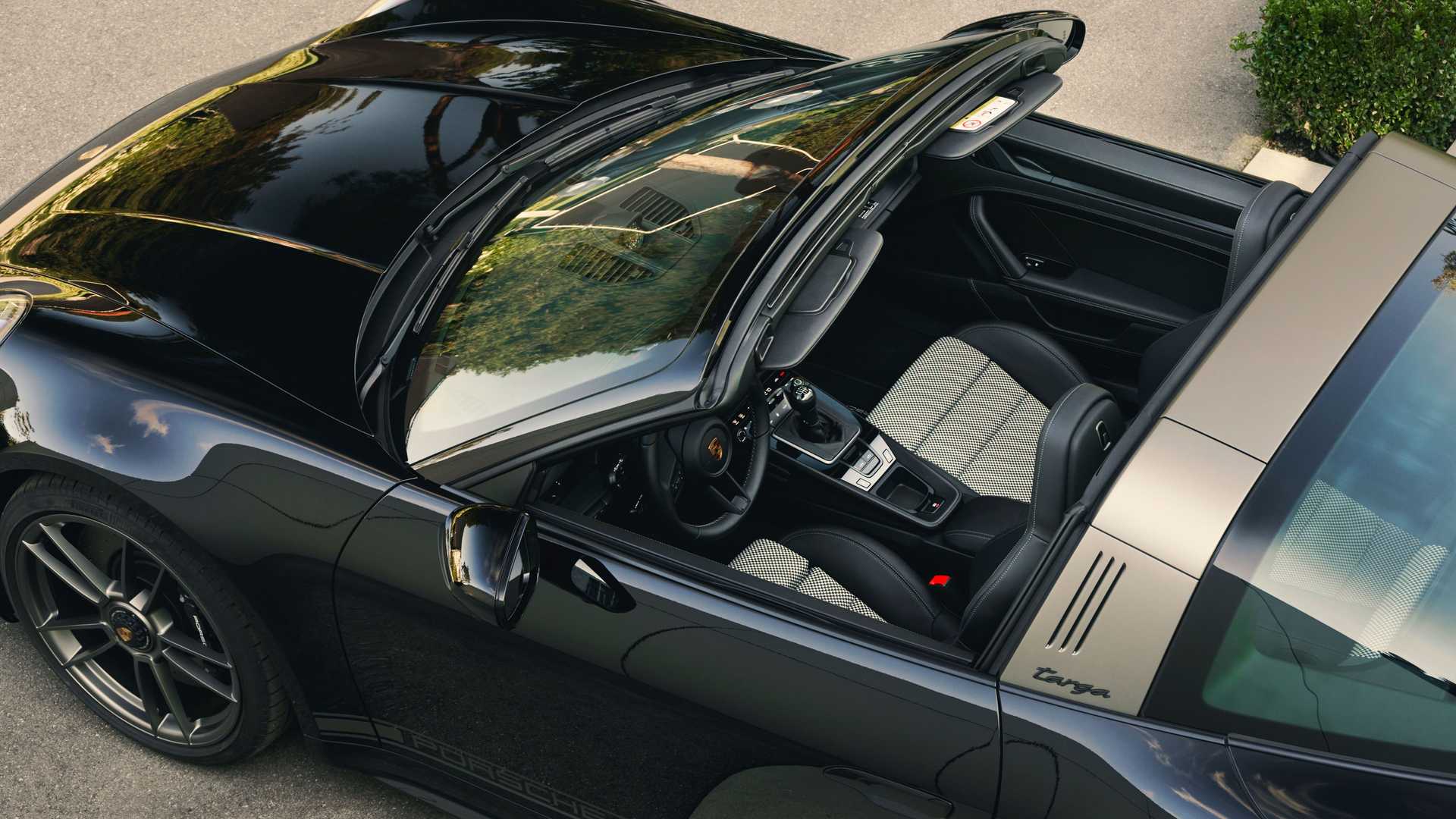 保时捷推出911特别版！限量750台，纪念Porsche Design成立50年