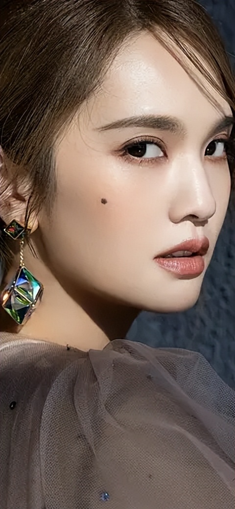 「娱乐歌星·杨丞琳」#最美手机屏保 #人物写真