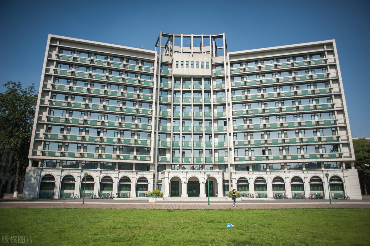 艺术类统考264分，考取中国人民大学2022年高考文化需要多少分？