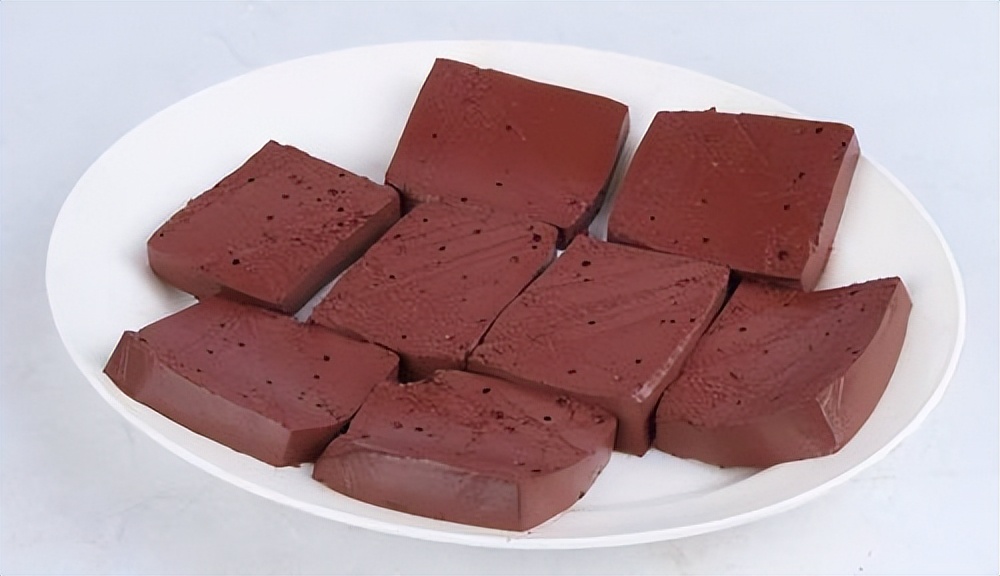 吃猪血能排毒?吃猪血对身体究竟好不好?本文一次性说清楚