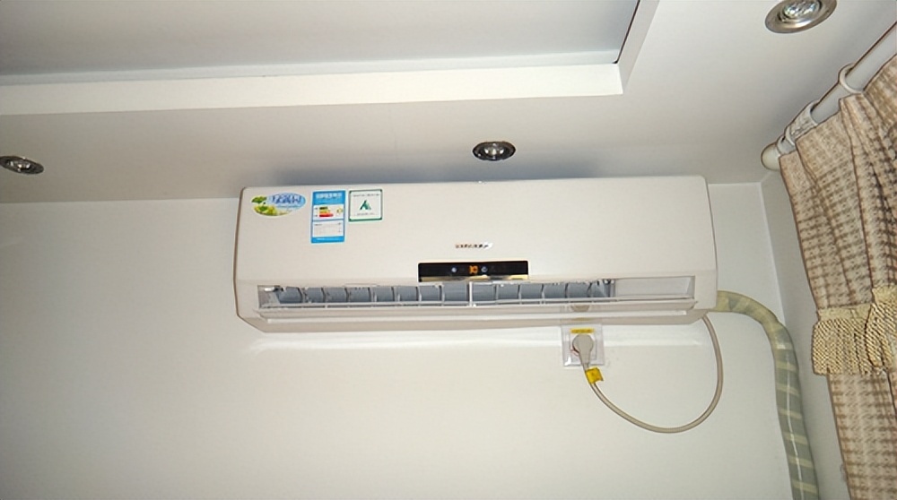 空调室内机漏水怎么办?这3种情况有不同的解决方法,省钱又实用