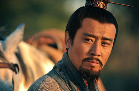 “大器晚成”于和伟：母亲反对他演戏，姐姐卖钢琴送他去戏剧学院