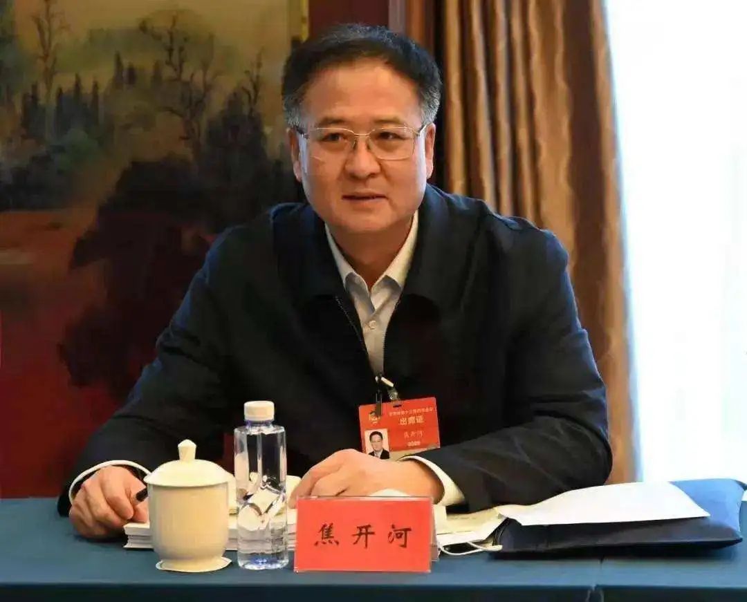 中央決定，劉石泉履新