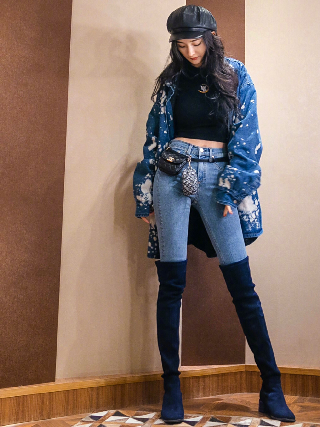 成熟女人杨幂 肤如凝脂腿长直 颜值巅峰中国赫本 性感高挑御姐私房照