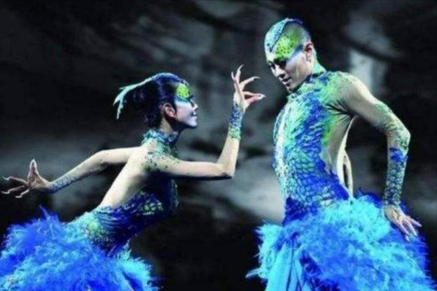 男版“杨丽萍”郭冷：对舞蹈的热爱近乎痴狂，46岁生活难以自理