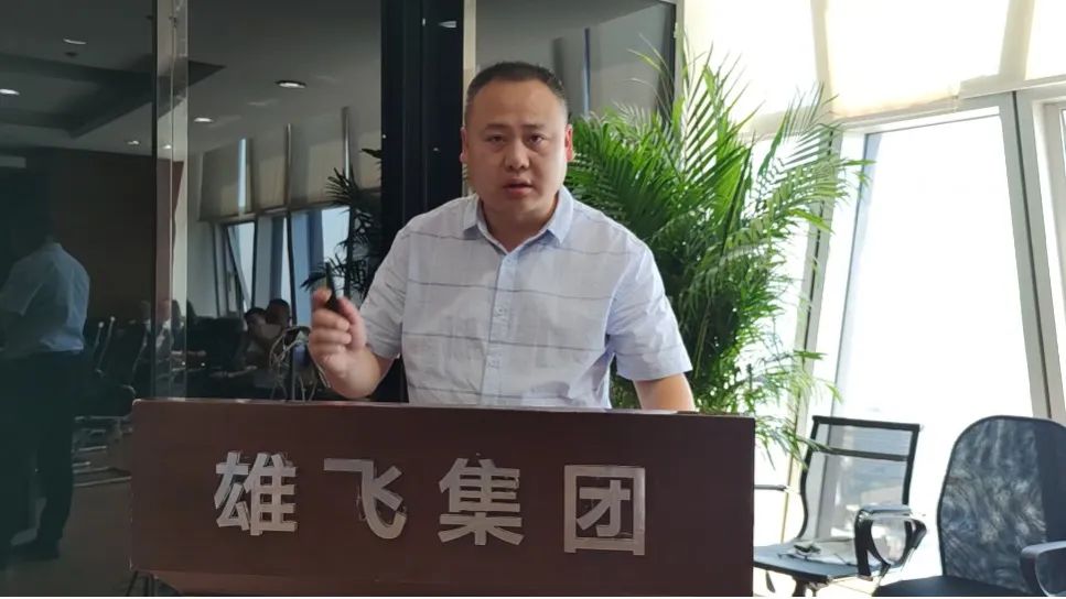 �۷ɼ��Ź���ѧԺ | ף��19��ݼӥ���ҵ���Բ������