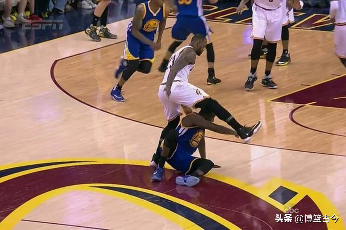 nba為什么不可以惹裁判（NBA比賽存在控場嗎？如果真的存在，為何各支球隊不公開反對呢？）
