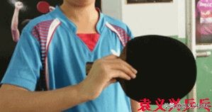 乒乓球拍该怎么拿(袁义兴乒乓基层教练员工作手册第二版训练流程介绍：握拍训练流程)