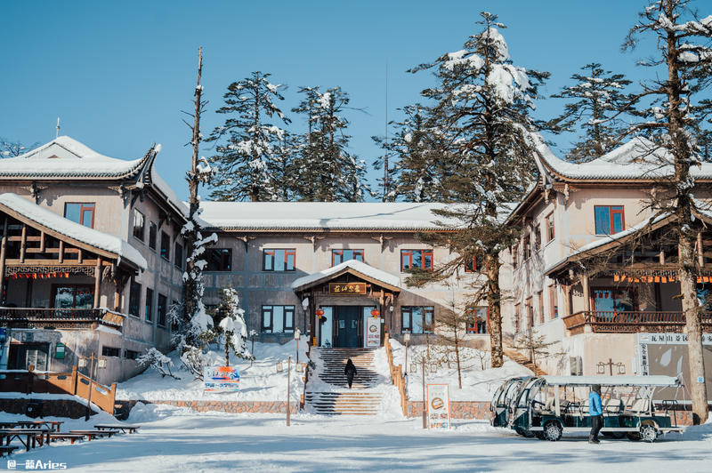 成都周边游 | 川西的雪国秘境，我与瓦屋山的纯白约定