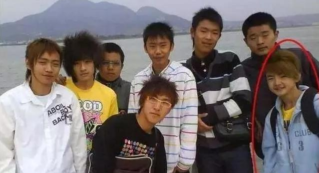 3大顶流童星现今如何，有人卖货有人入狱，年少出圈是利是弊