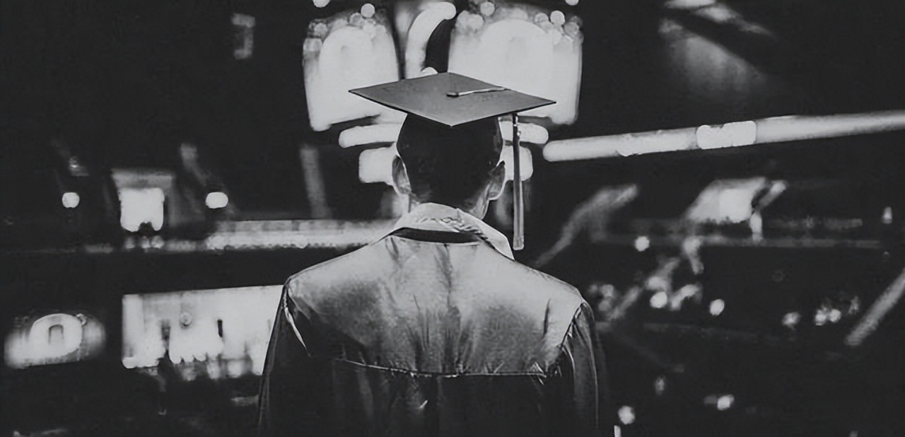 2022年全国高考报名1193万人，一考定终身才是最大的谎言