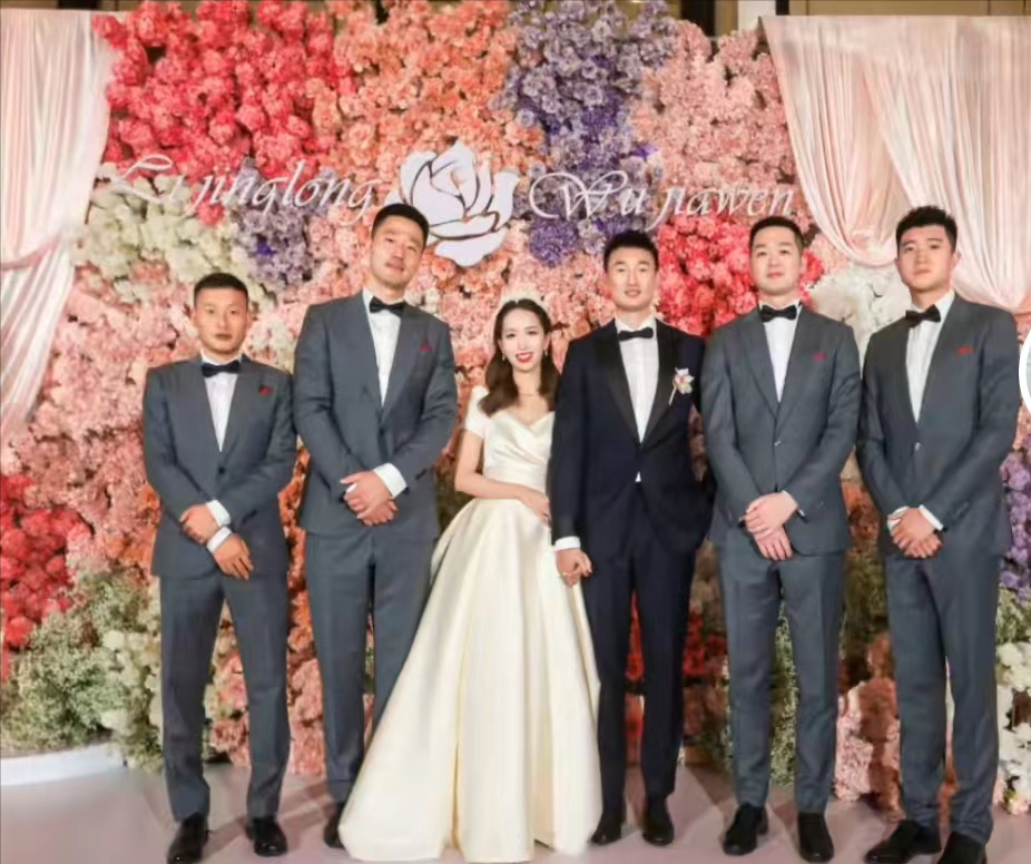 篮球婚纱(李京龙举办婚礼!