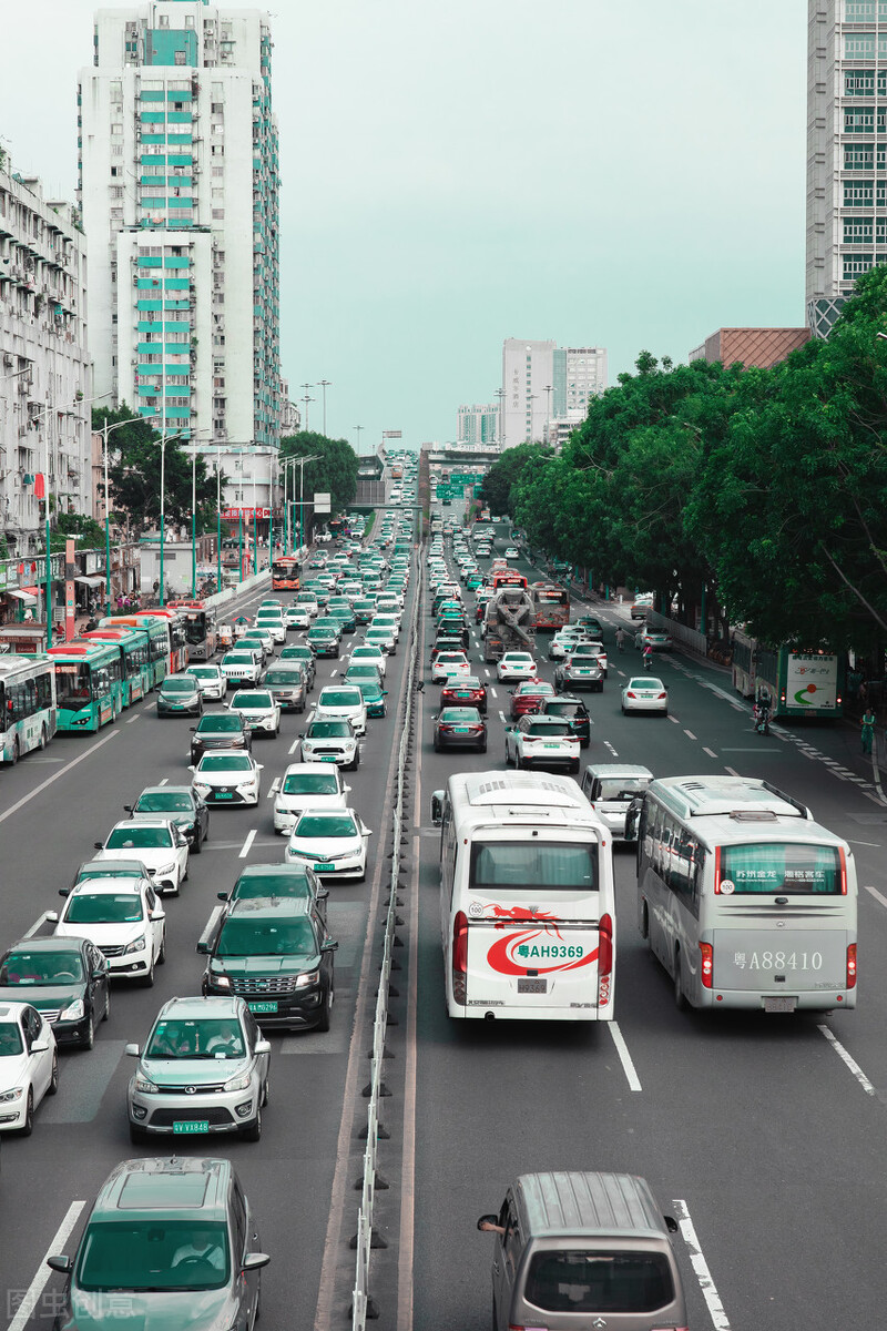高速如何安全行车