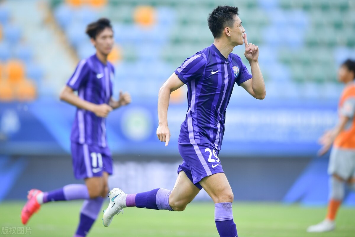 津门虎再遭打击（津门虎3连胜后却乐不出来，巴顿或被国足选拔队盯上出征东亚杯）