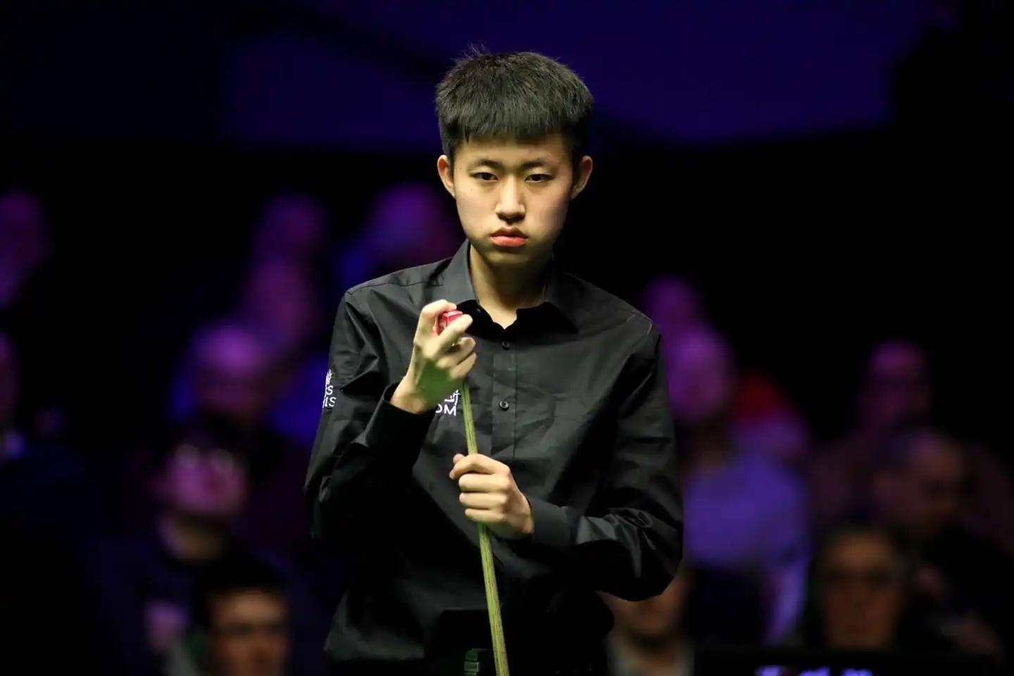 梁文博威胁小师弟打假球,获利后却没分钱,事情败露联合隐瞒真相