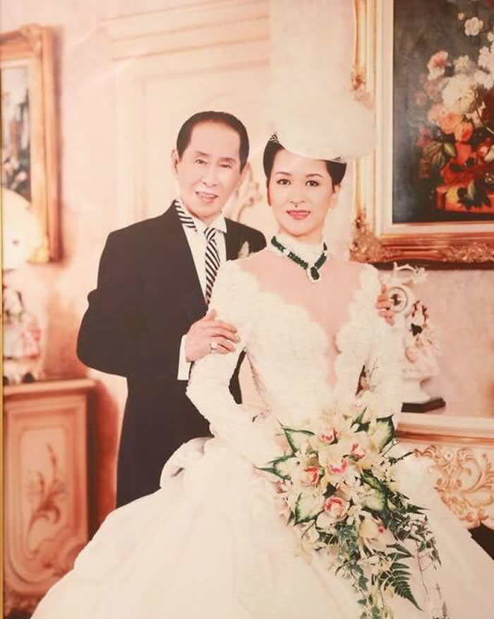 洪金梅：为嫁豪门，她穿了30年塑身衣，丈夫死后却只给她一块钱