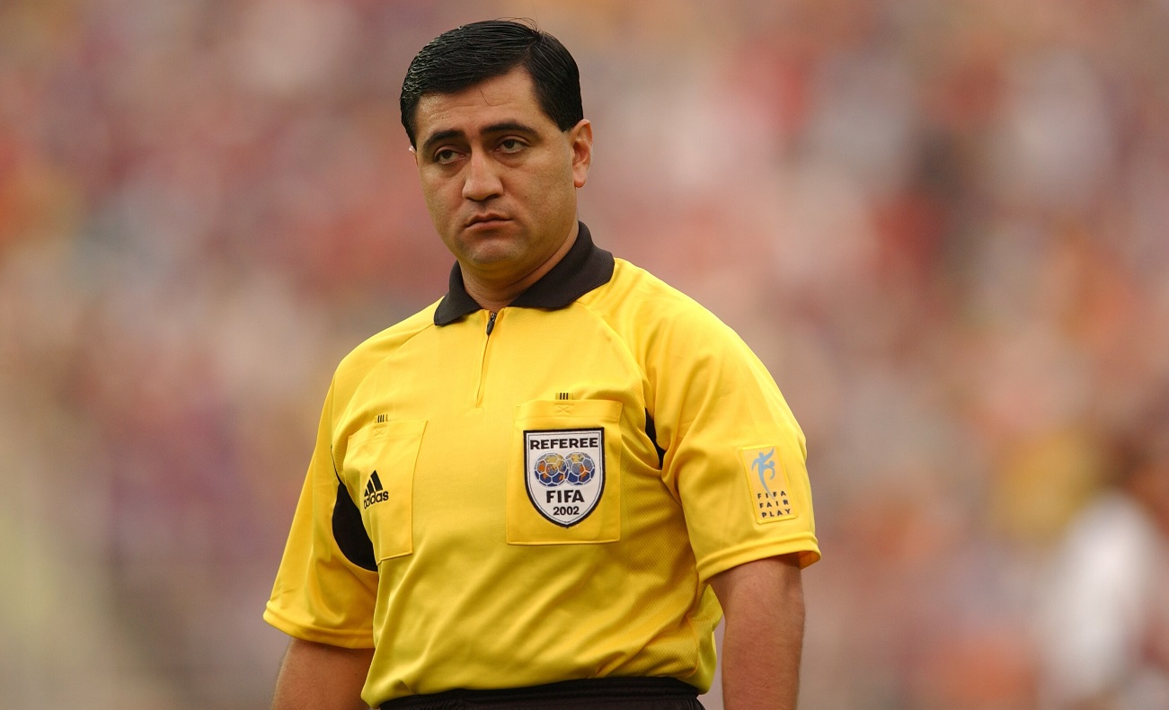 世界上最丑陋的世界杯裁判(两个包庇韩国的裁判,一