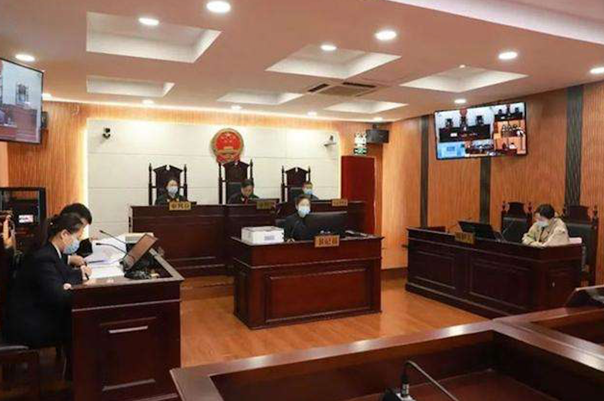 2003年，烟台一夜总会情侣出租屋遇害，警方凭一张快递单查出凶手