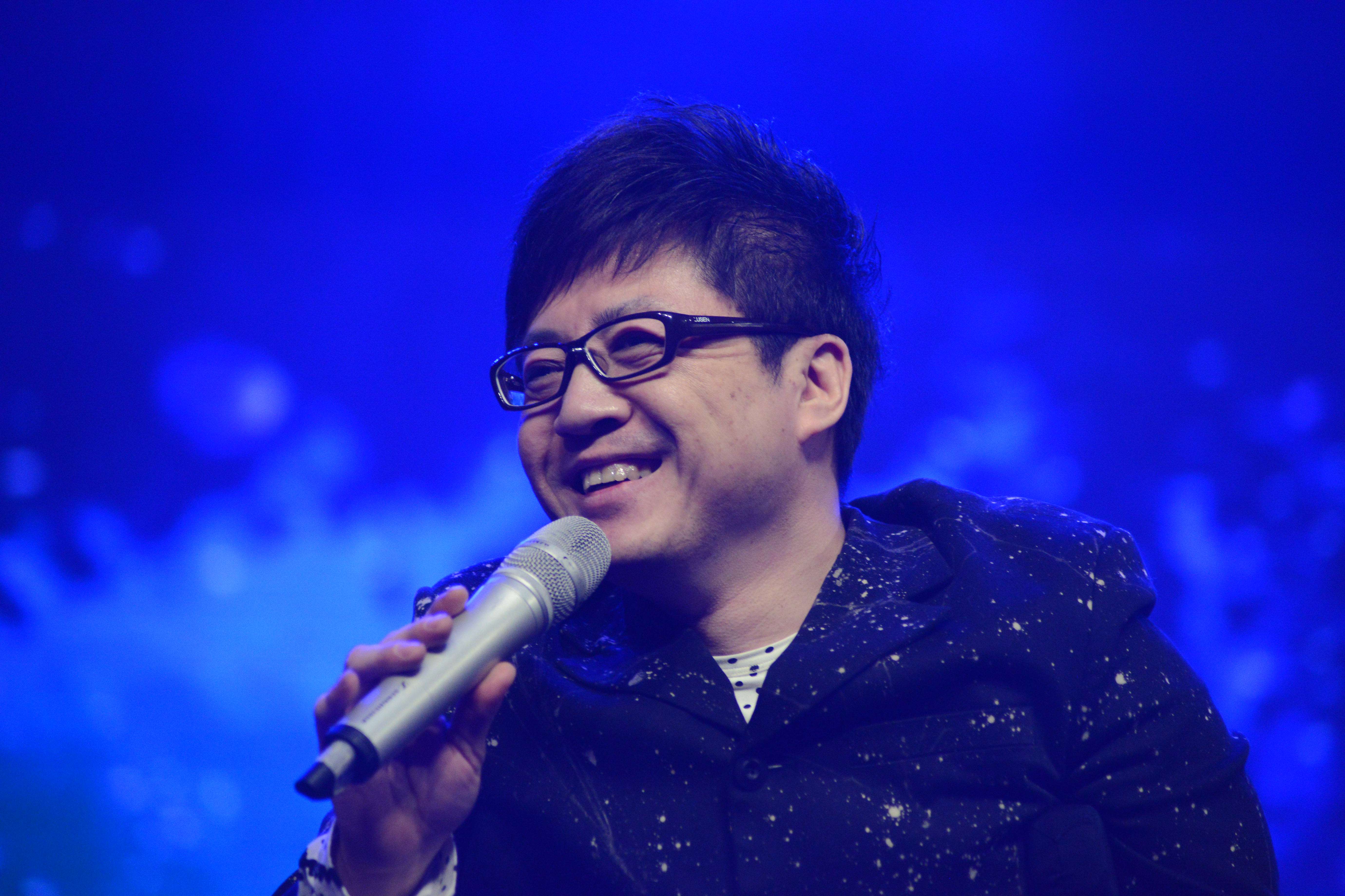 90年代内地二线男歌手现状:大孝子李琛被骗400万,王子鸣成富豪