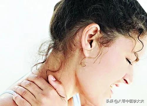脖子僵硬，疼痛难忍，落枕，颈椎病？葛根汤，舒筋解肌，揉筋止痛