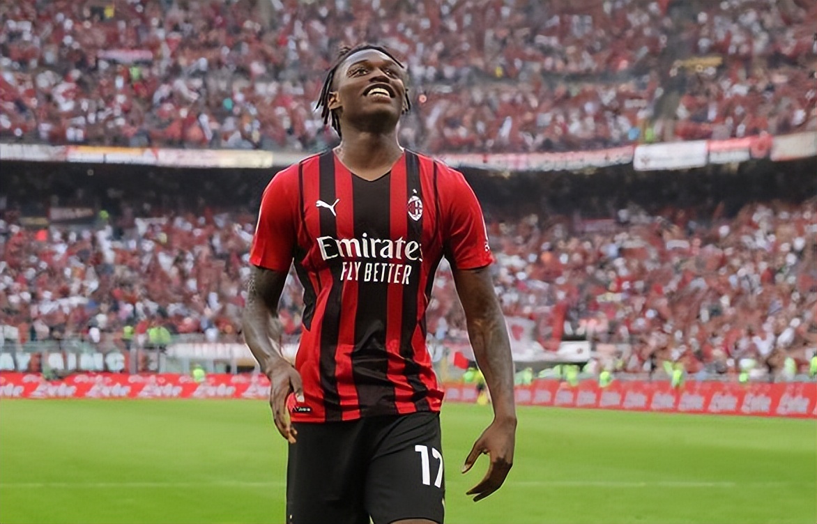 ac米兰踢出16年神迹:莱奥5场造6球,特奥60米奔袭破门)