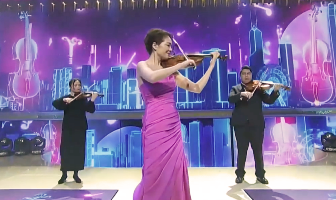 七一晚会15位女星一道风景线：汪明荃牡丹裙华贵，孟庆旸又出圈了