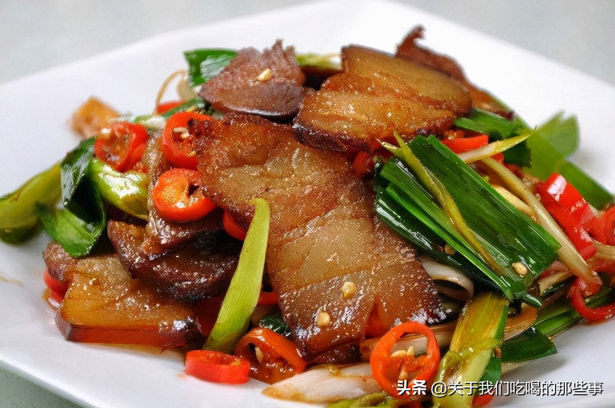 晒干的腊肉最忌直接炒，想要又香又嫩还不咸，下锅前要多做这2步