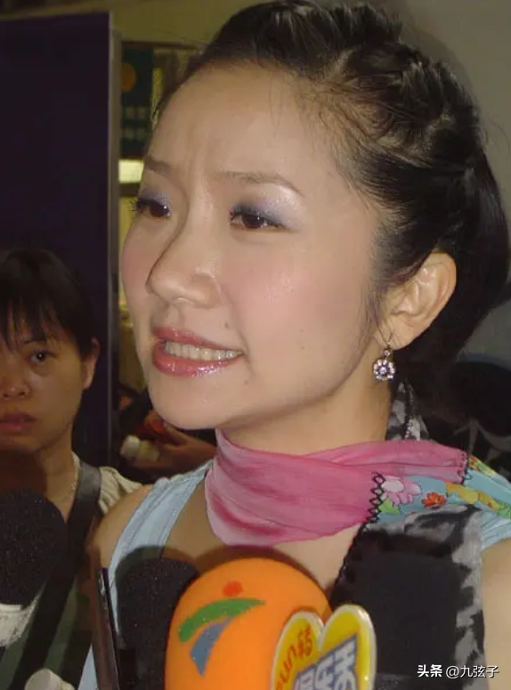 鲍春来袁惟仁("小胖"袁惟仁:出轨,赌博,两次抛弃妻子,史上最重的报应