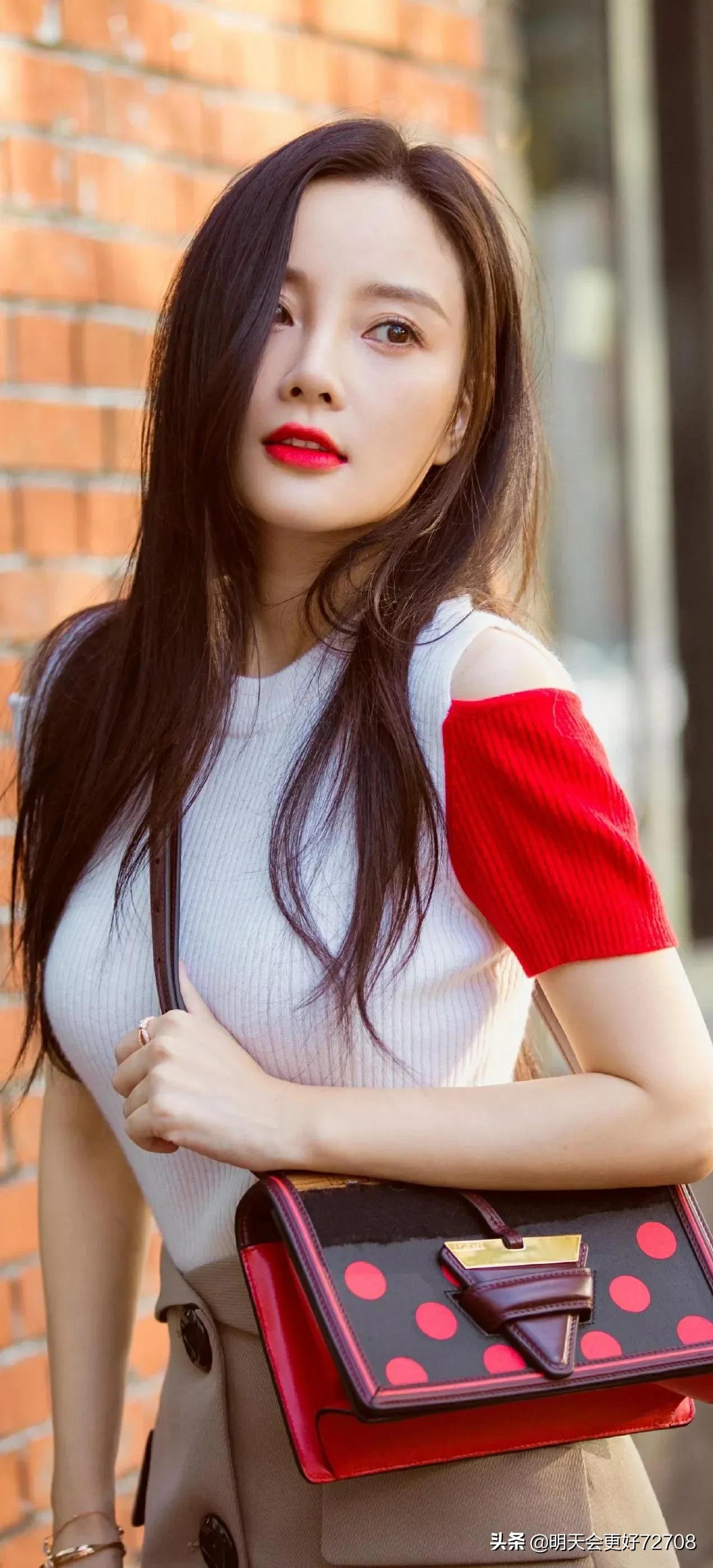 分享图片：李小路惊艳写真照