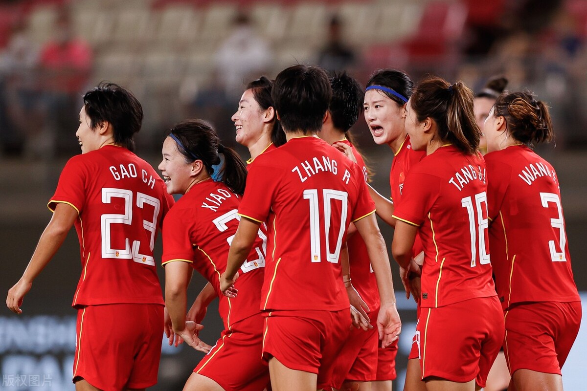 女足奥运会(中国女足俩00后连场破门!明年世界杯有戏?
