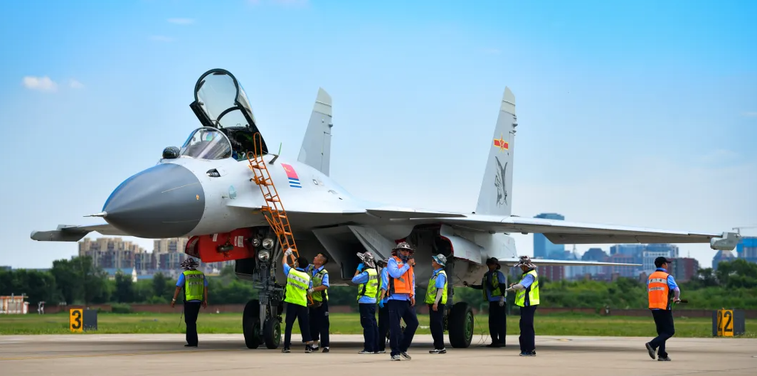 399�ܶ�423�ܣ��ж���������ս���Աȣ��й��վ����������ʤ����