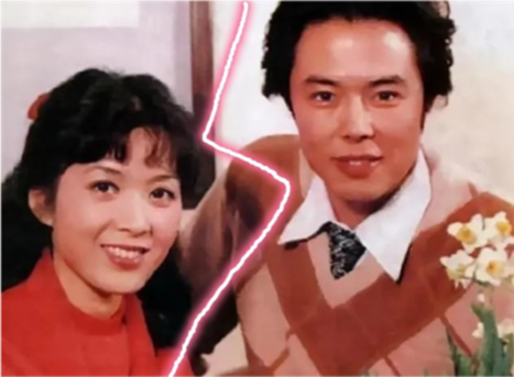 “皇帝专业户”张铁林：改国籍，字画卖十万，痴恋女学生不负责