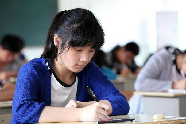 高三一模555分，班级第7，全校第290，有望考上重点大学吗？