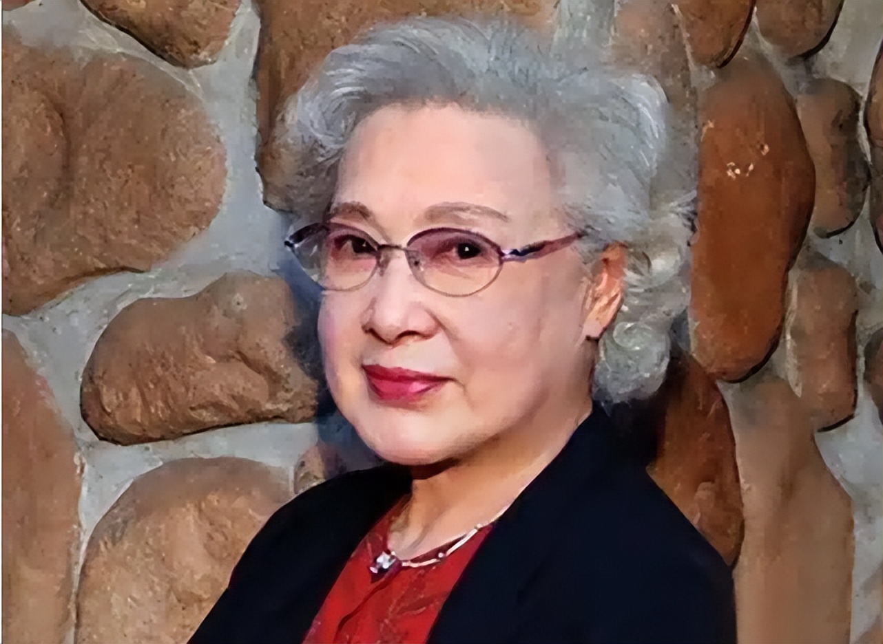 《难忘今宵》词作家乔羽去世，6月没结束，已有19位老艺术家离世