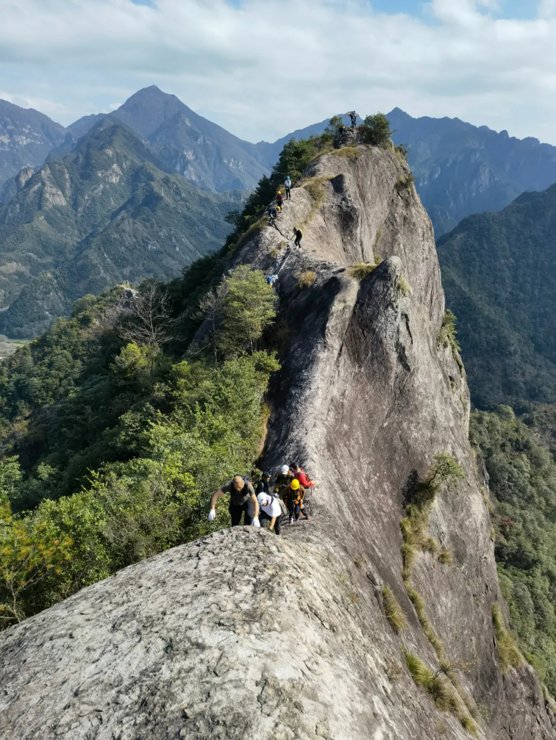 仞之舞一一 永嘉十二峰穿越