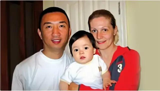 战地记者卢宇光：为报恩娶俄特种兵遗孀，今儿女来中国上大学
