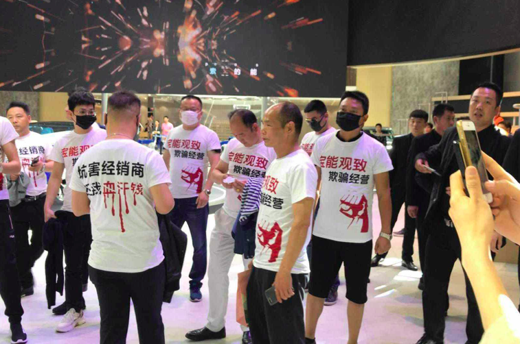 从奇瑞“状告”观致说起，宝能造车为何没能“大力出奇迹”？
