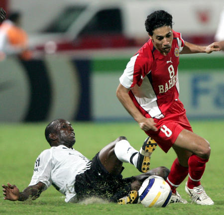 2006年世界杯亚预赛，韩国队耻辱平局主帅下课，活久见误判重赛